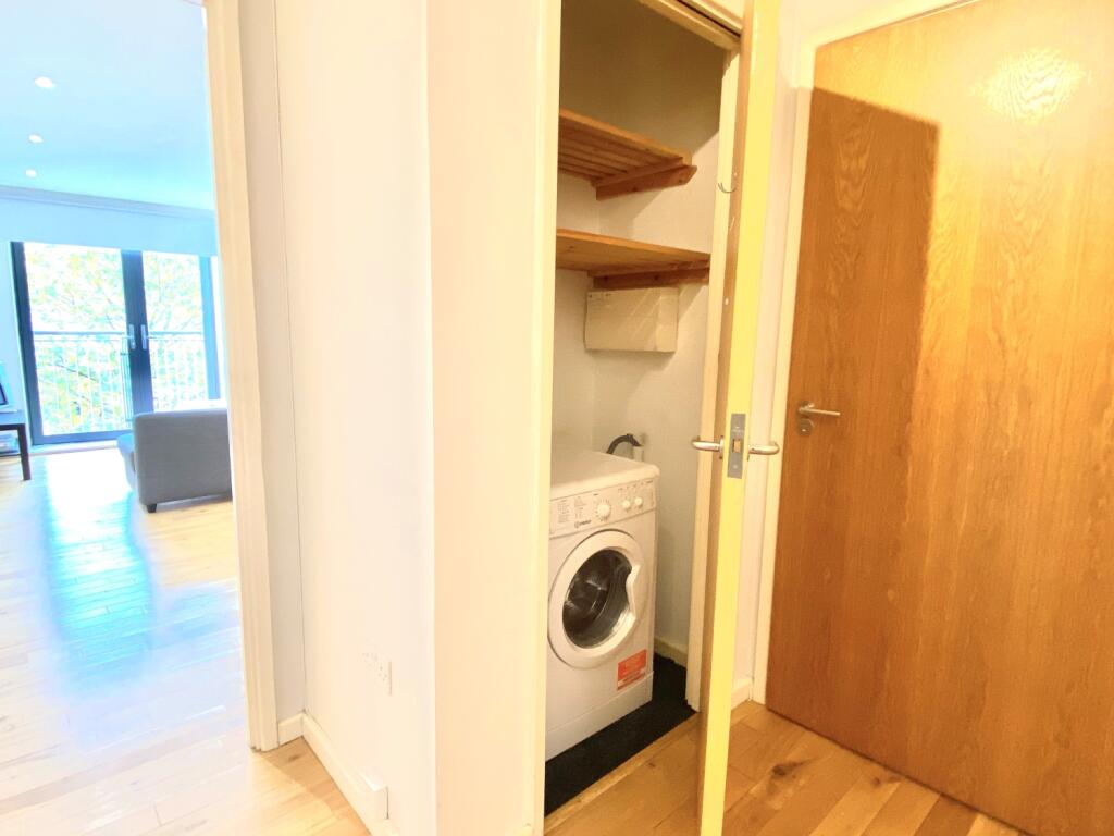 AC40 Washing machine