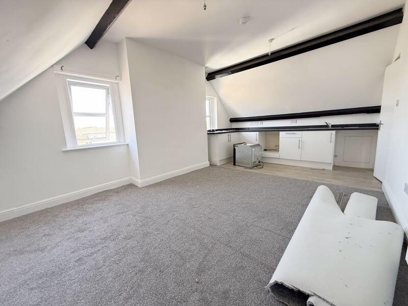 Living Room / Kitchen