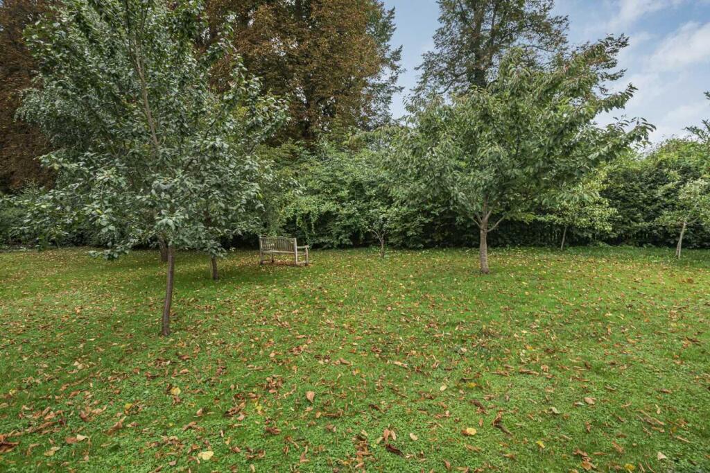 Communal gardens