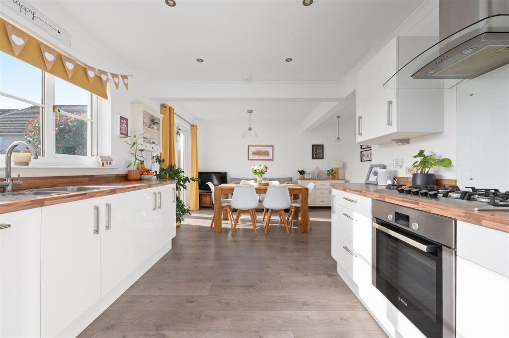 35 Sandpiper Gardens 016.JPG