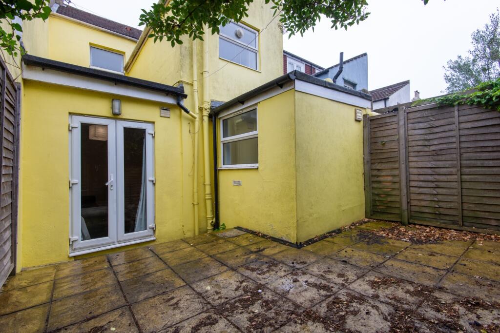 183 Queens Park Road BOH (2)