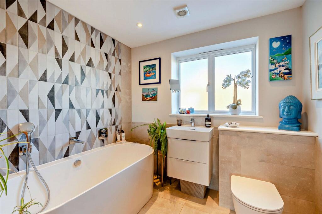 Main Bathroom