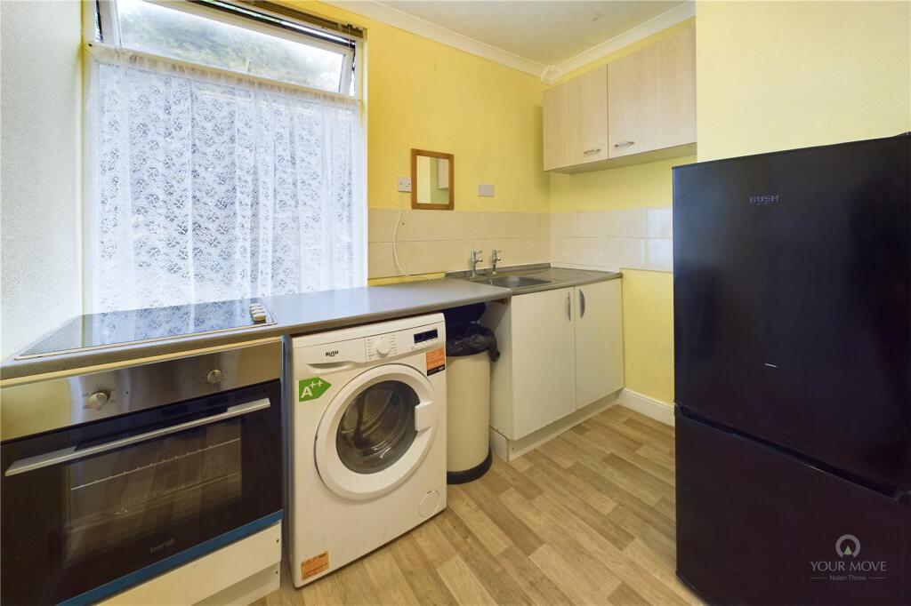 Kitchen 1