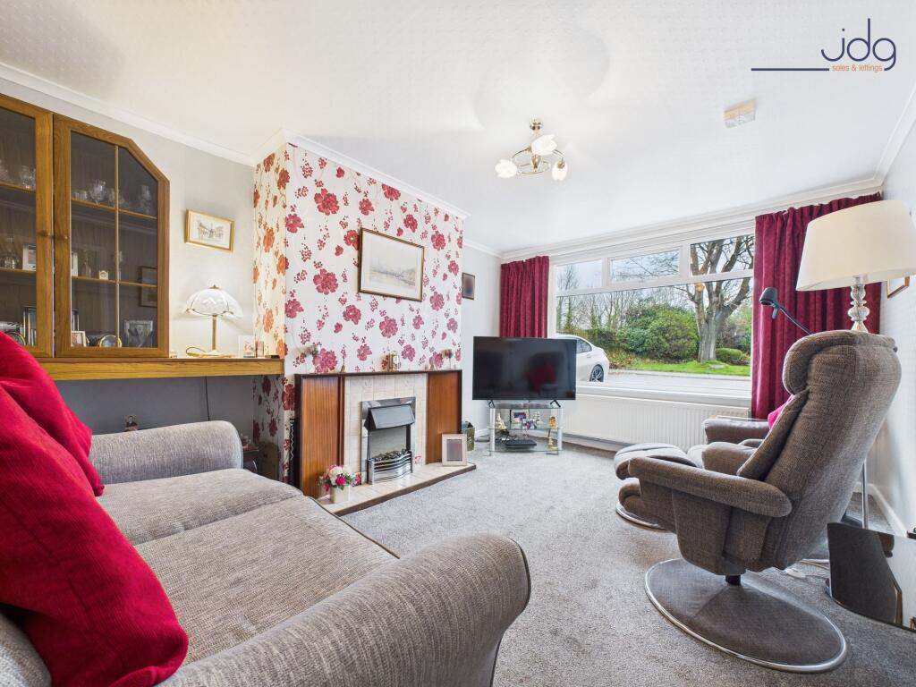 Cosy Lounge with gas fire