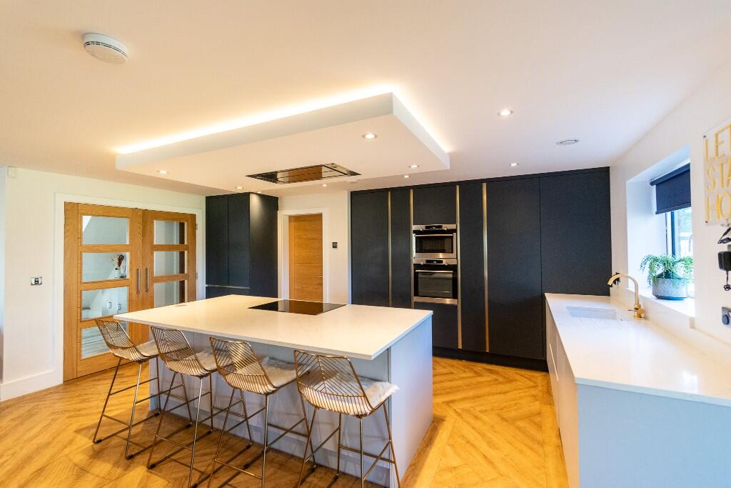 Example Kitchen 
