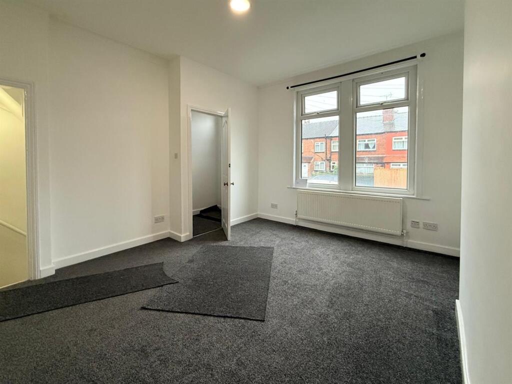 PHOTO-2025-12-12-10-51-02 3.jpg