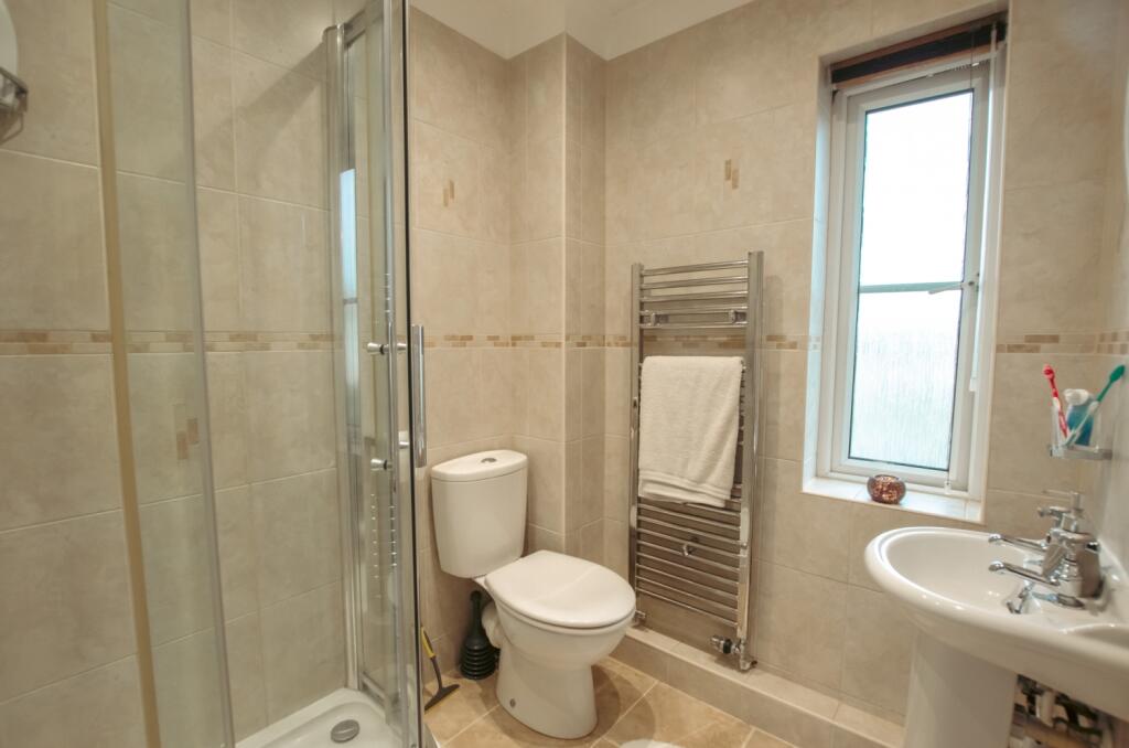 20 Barons Meadows TPS Bodmin 01208 74182-14