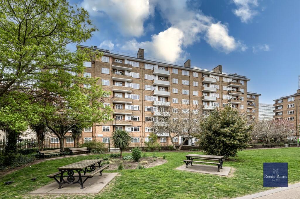 Nelson Square