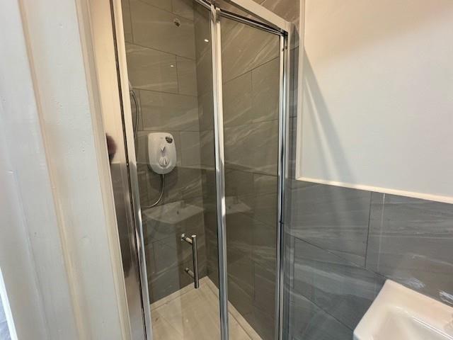 Shower.jpg