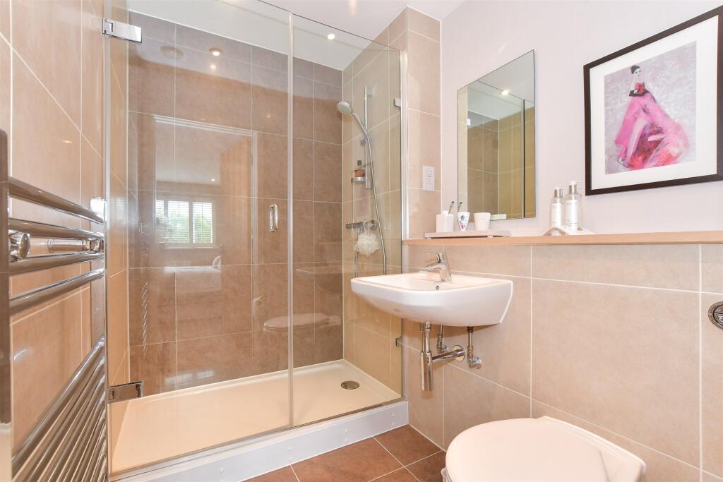 En Suite Shower Room
