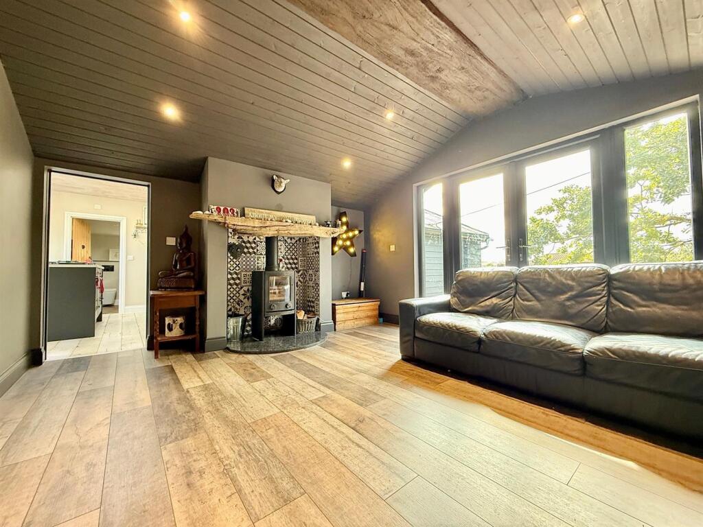 Entrance Sitting Room