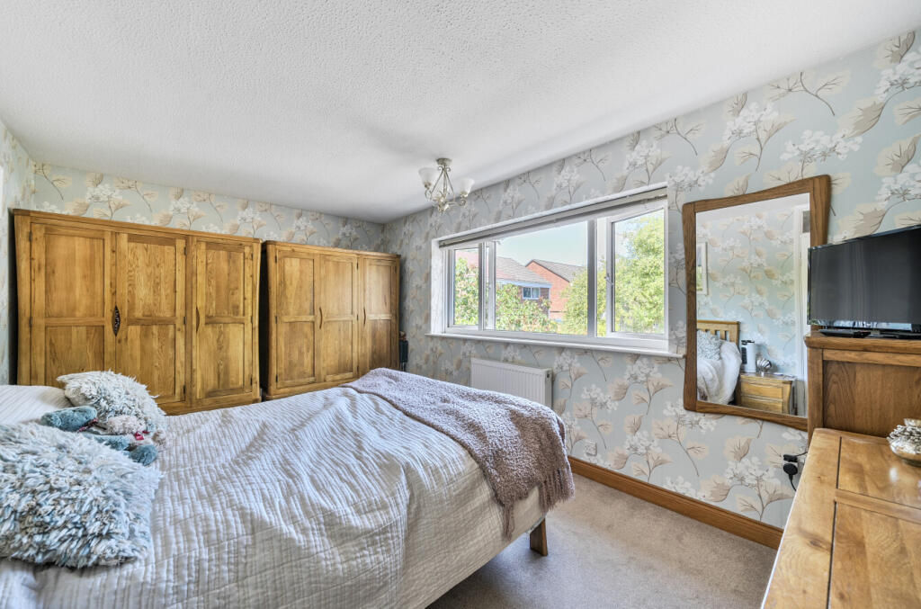 1321322-22-686d19...