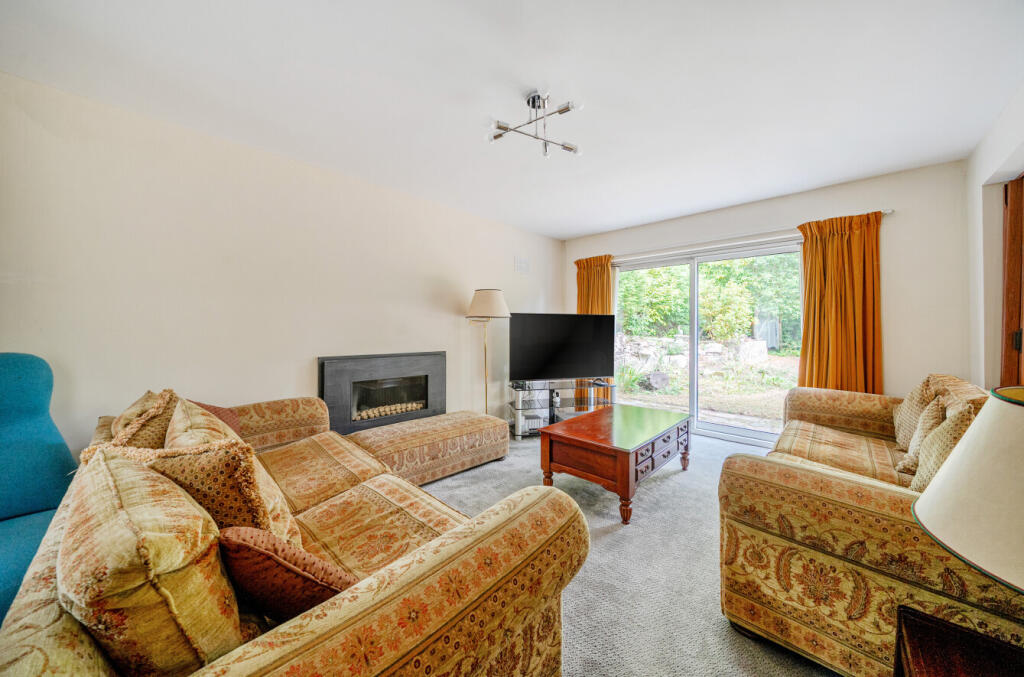 1329054-13-6880c1...