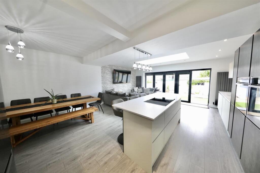 Open plan kitchen living area