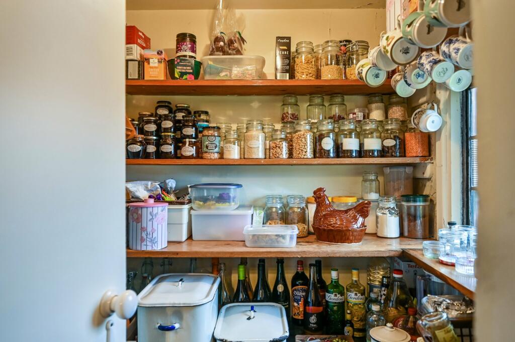 Larder/Pantry