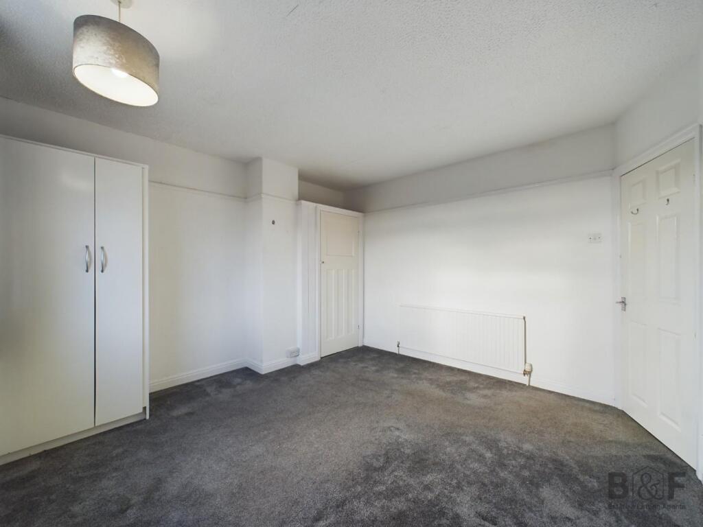 CAM01872G0-PR0266-STILL013.jpg