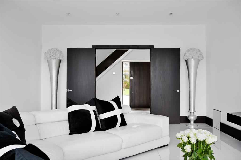 Montmead (Lifestyle)-11.jpg