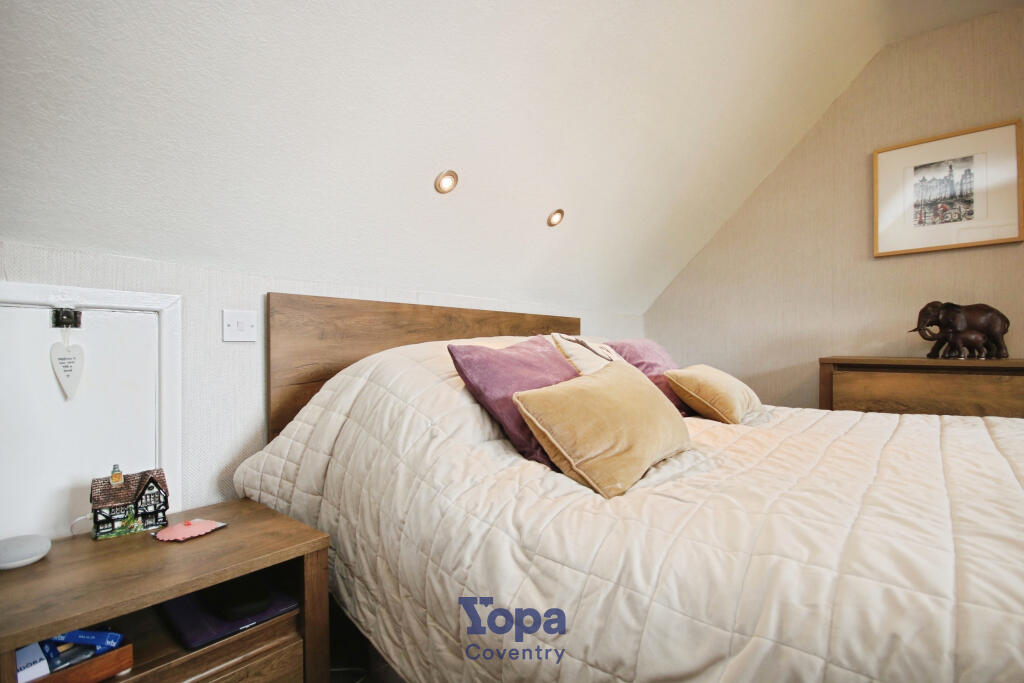 8f8ef32f-Master 204.JPG