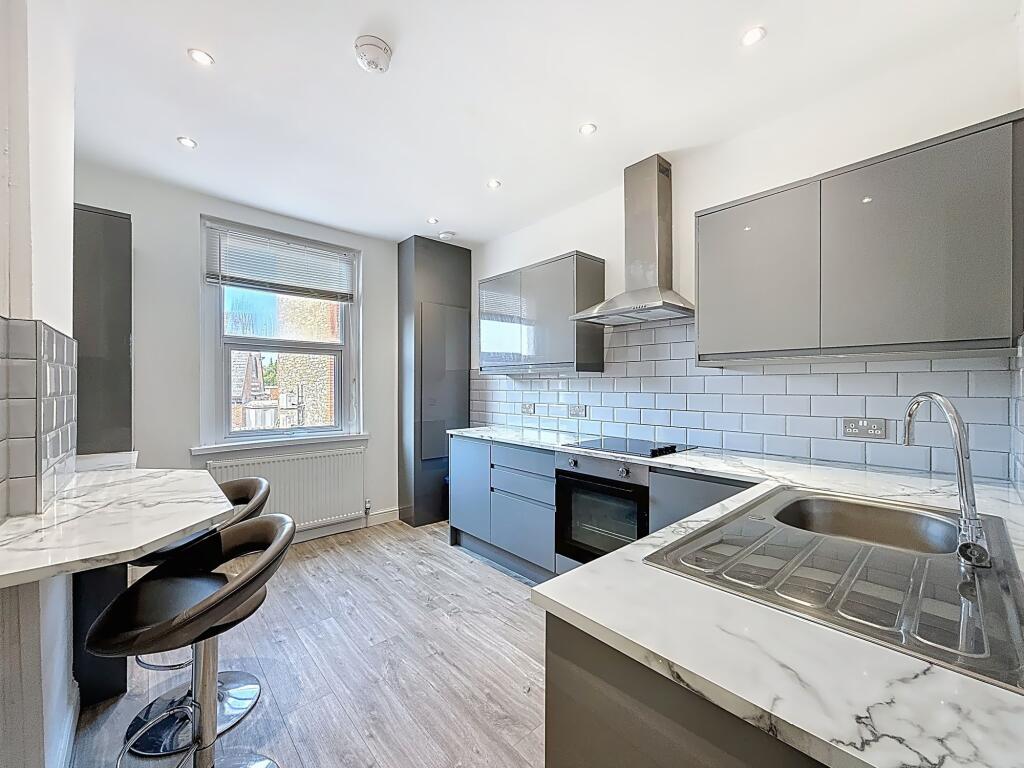 Kitchen / Breakfast Room