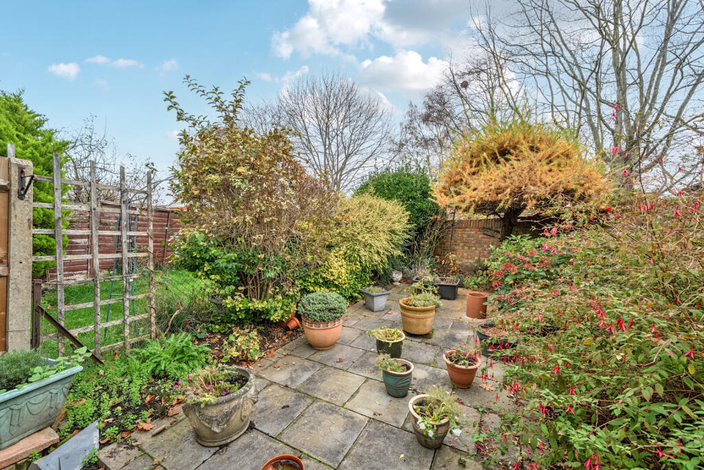 1382286-11-691c52...