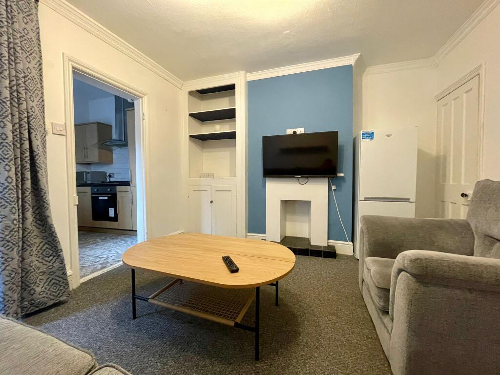 Living Room .jpeg