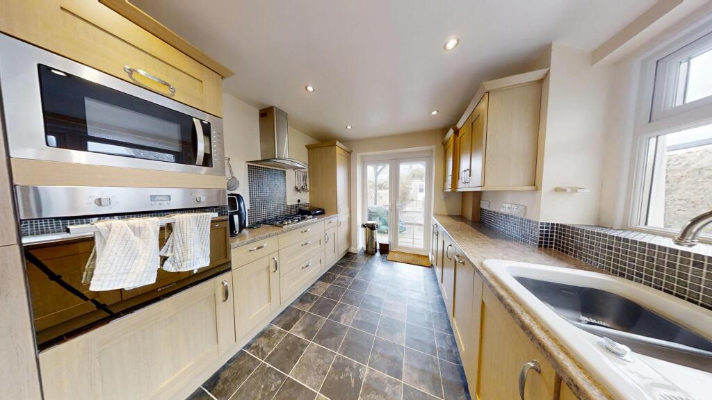 Channel-View-Road-Portland-Dorset-UK-03112025_1509