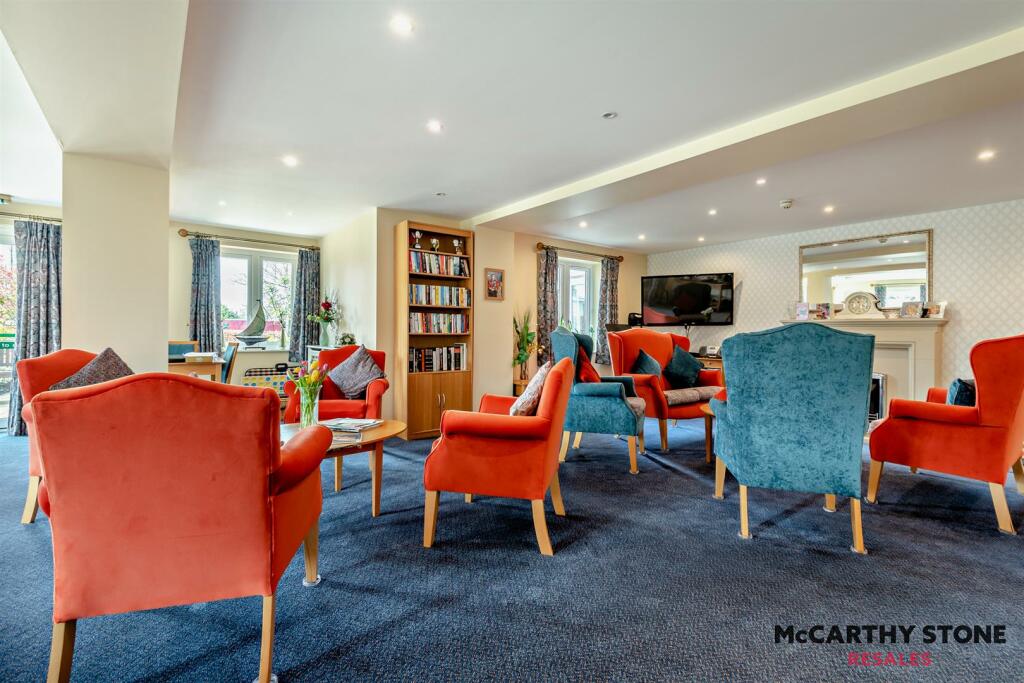 8589580-interior17-800.jpg