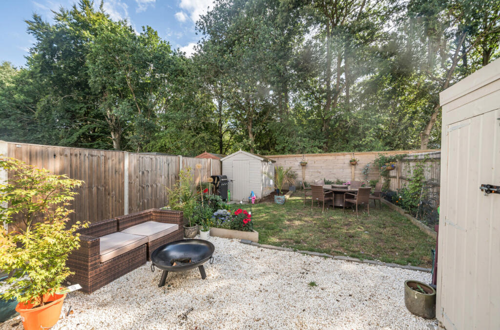 1327813-13-687e67...