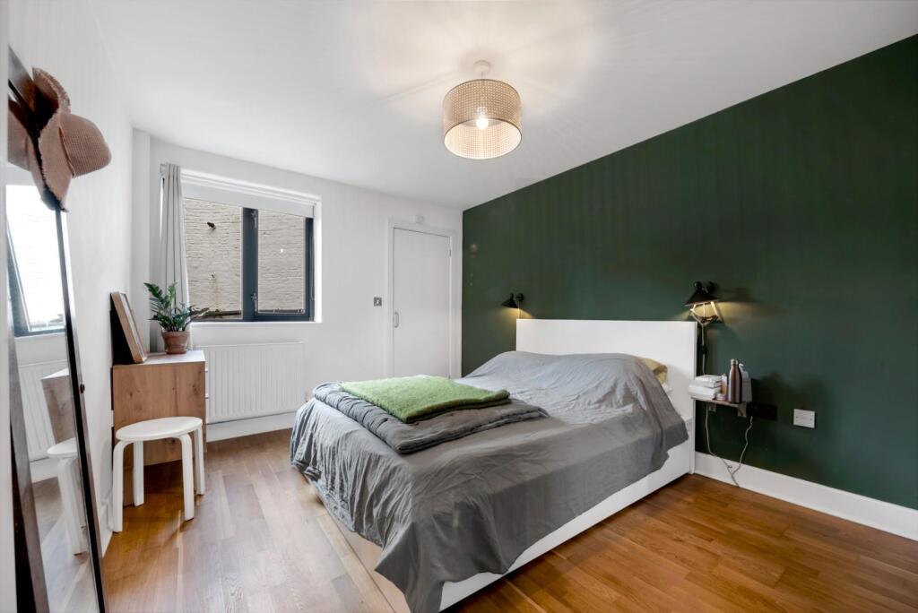 Bedroom 1 View 1