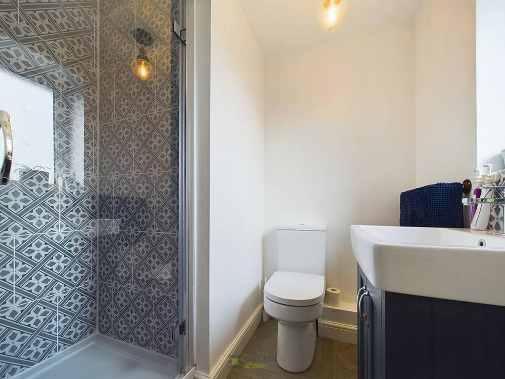 Ensuite Shower Room
