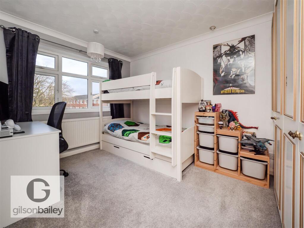 24AylesburyClose-36.jpg