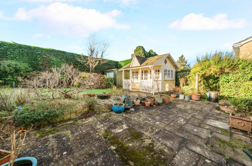 1393391-3-69453ad...