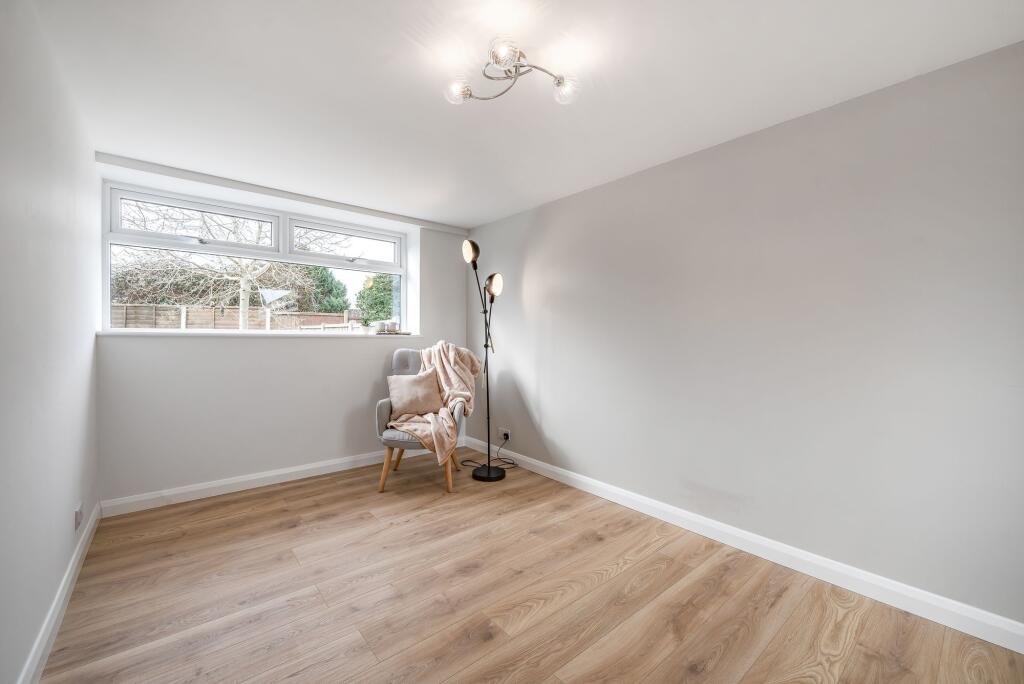 Bedroom 3 / Office / Study