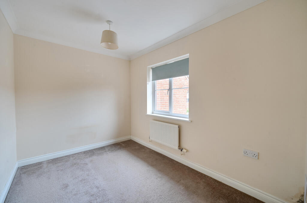 1367367-7-68ecda6...