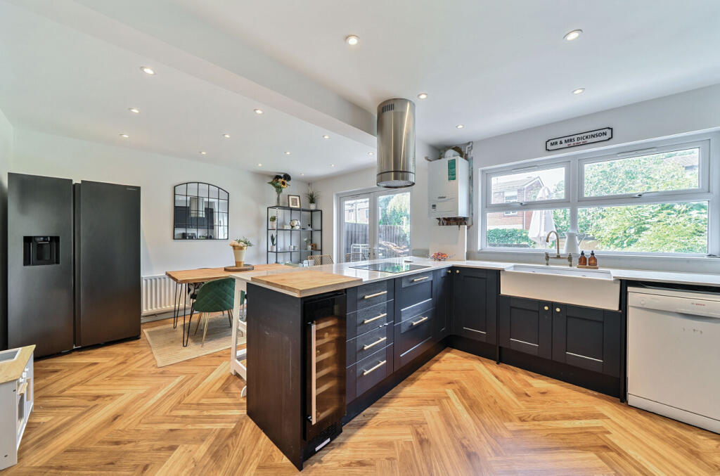 1310950-8-6854023...