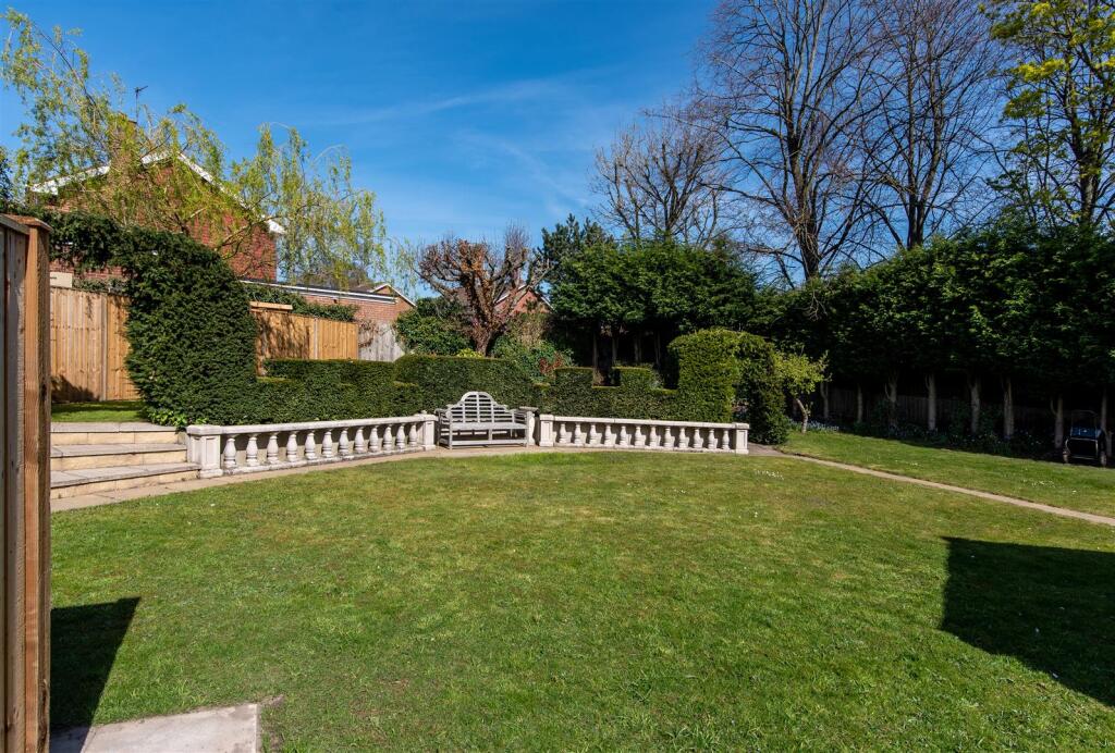 54 village rd-hi-15.jpg