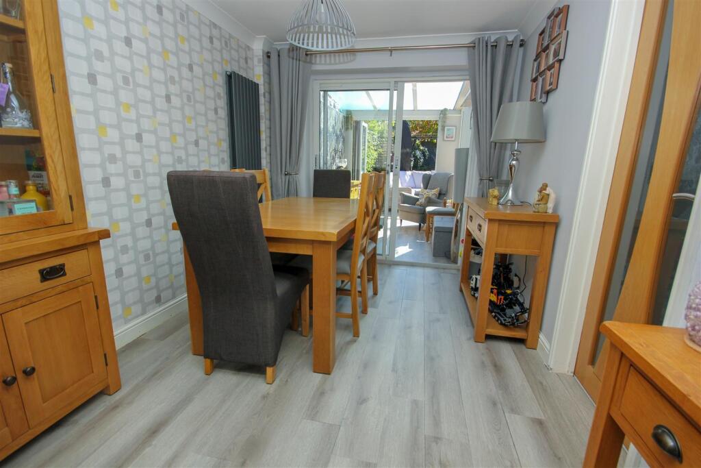 Dining Room.jpg