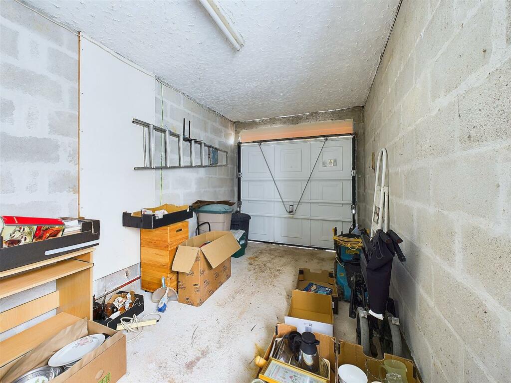 Integral Garage