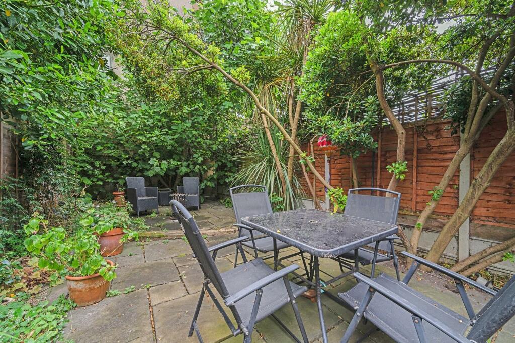 Garden (2).jpg