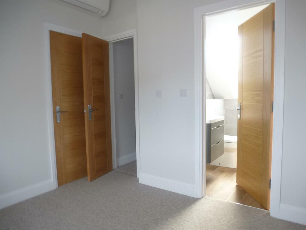 Bedroom 2nd angle - Flat F.JPG