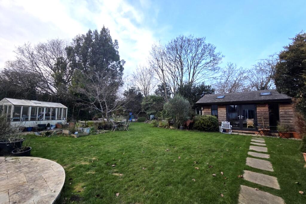 GARDEN