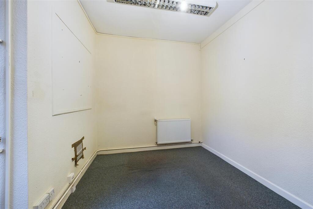 C26 Long Street, Dursley GL11 4JA | Freehold Devel