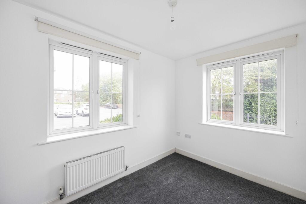 7 Tulip House 3 Panyers Gardens -005