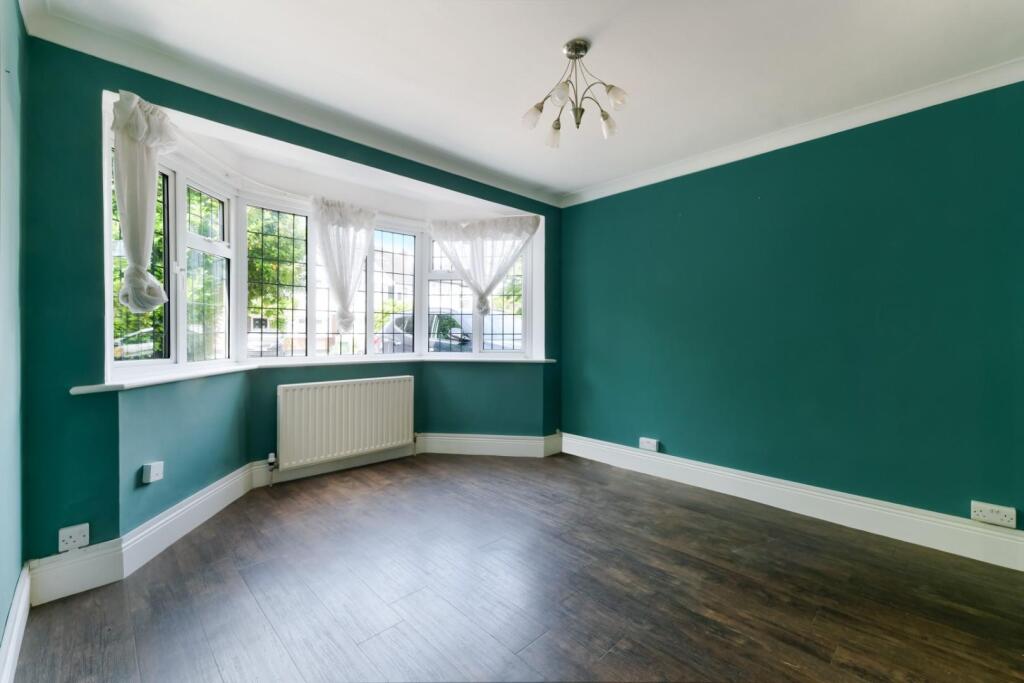 STONELEIGH PARK ROAD (7).jpg