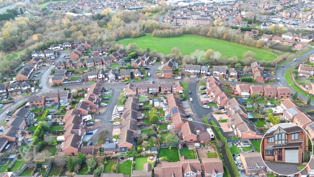 102 Lindisfarne (2).jpg