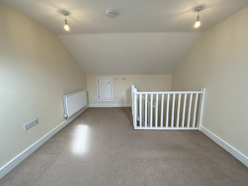 Bedroom 3 - 2nd Floo