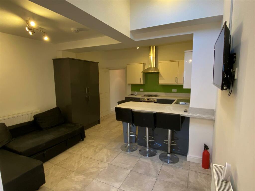 Kitchen diner