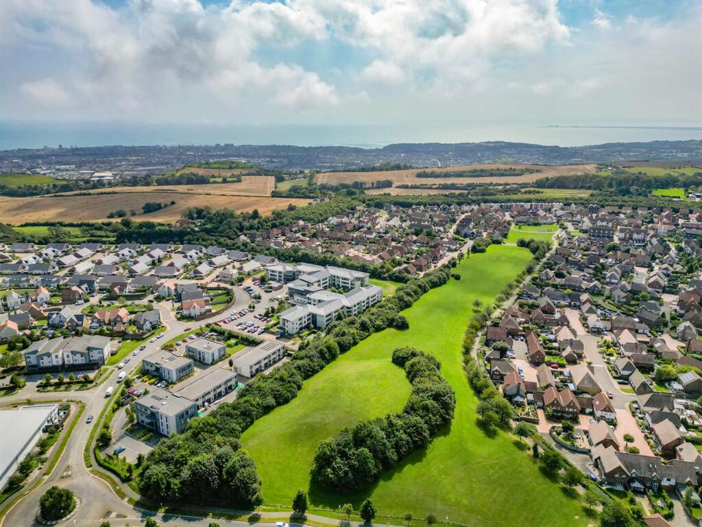 Camm House Hawkinge24.jpg