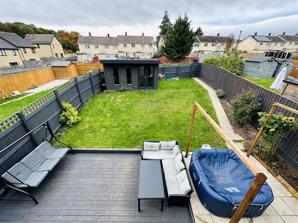 garden 3.jpg