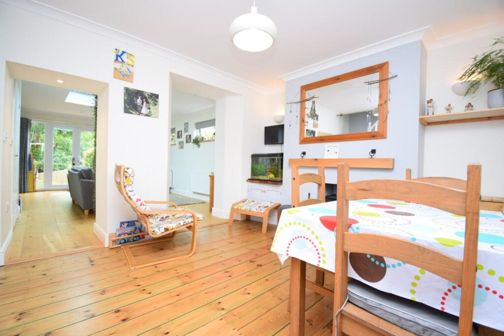 Kitchen/Breakfast Room